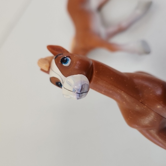 Just Play Spirit Riding Free Feed & Nuzzle 4" Foal Toy Action Figure Lot of 2 - Picture 4 of 6